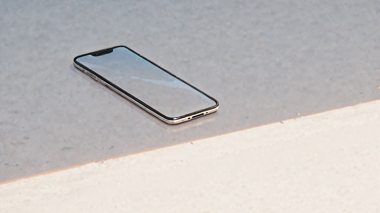 スマホケース 汚れ 落とし方 透明のイメージ画像